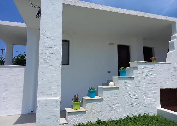 Joanna's On The * Plaka (Naxos)