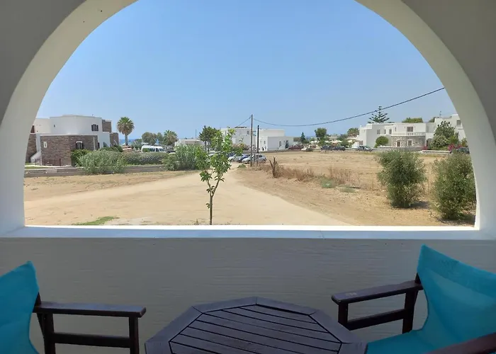 Joanna's On The Apartment Plaka (Naxos)