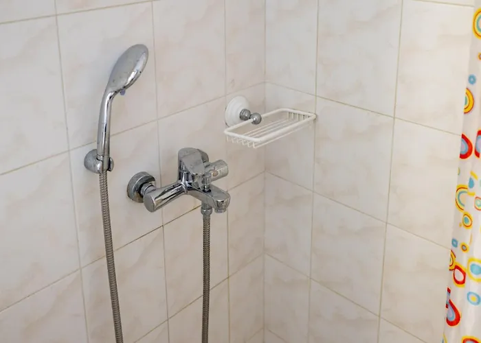 Joanna's On The * Plaka (Naxos)