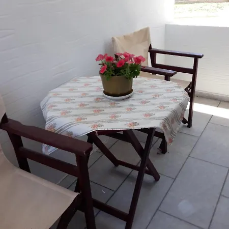 Apartment Joanna's On The Plaka (Naxos)