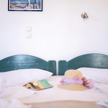 Joanna's On The Plaka (Naxos)